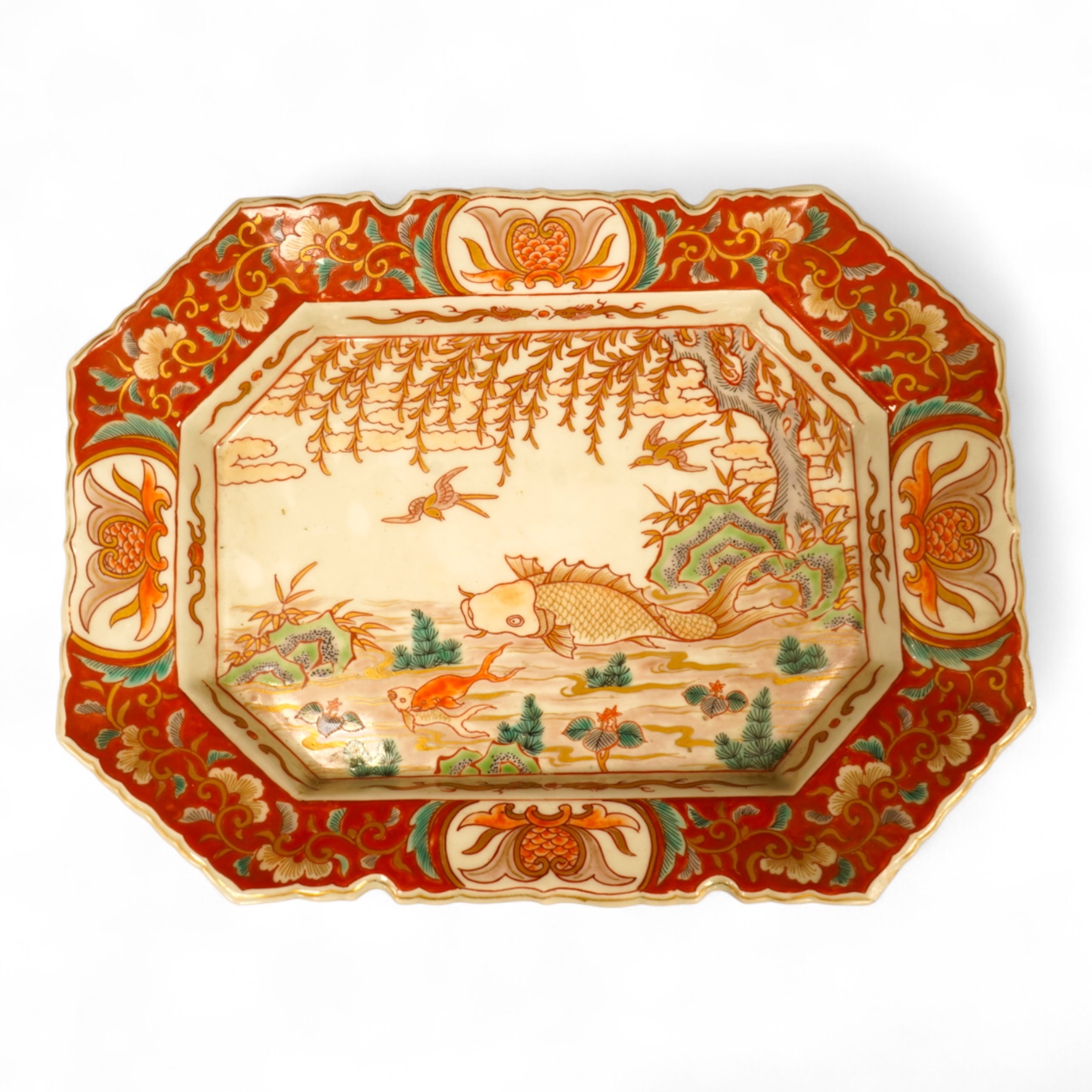A Japanese Imari octagonal 'fish' dish, late 19th century, 32cm wide